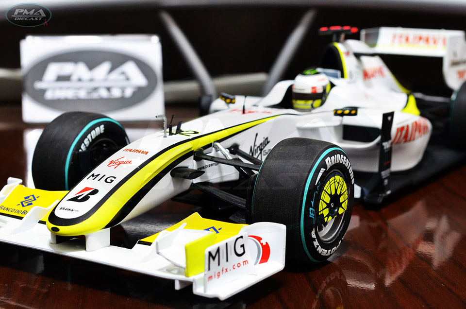 JENSON BUTTON 2009 BRAWNGP BGP001 1:18